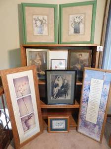 lot 22 image: Home DeCor Antique Portraits Framed Art Etc