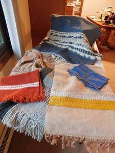lot 52 image: Home DeCor Table Linen Textiles