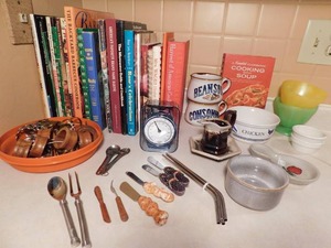 lot 78 image: Household Kitchen Cookbooks Gadgets Etc