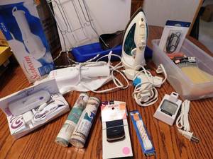 lot 99 image: Panasonic Iron Sunbeam Steamer YES Finishing Touch Hair Remover looks new Cords Etc
