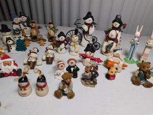 lot 115 image: Collectibles Holiday Snowman Collection Miniatures Sculpted Porcelain Clay...