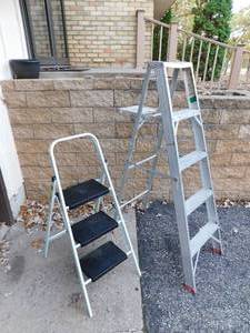 lot 140 image: Home Furnishing Utility Stepladder Stepstool...
