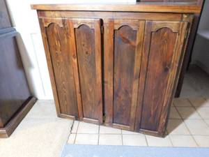 lot 110 image: Vintage Furniture Storage Shelf Four-Door Two-Shelves...