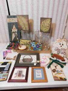 lot 121 image: Home DeCor...