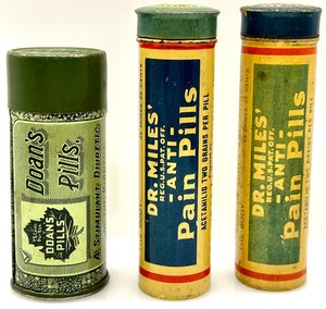 lot 45 image: Vintage Variety of Tins - Medical, Cigars and More