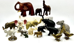 lot 55 image: Mixed Media Miniature Elephant Figurines with 2 Brass Birds