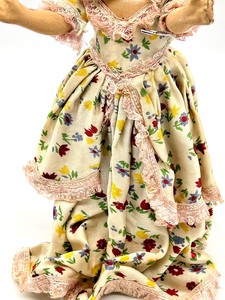 lot 116 image: Lot of 4 Unmarked Composition Dolls