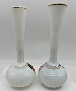 lot 8 image: Pair of Antique Bristol Glass Hand Painted Bud Vases