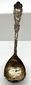 lot 16 image: Vintage W & Z Sterling Silver Serving Spoon