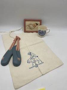 lot 189 image: Baby Lot - Hand Embroidered BIB, Besse Peace Gutmann - Heavens Gift Picture, Ballet Wall Decor, Transferware Mug