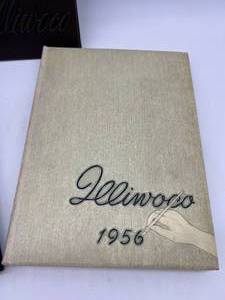 lot 199 image: Vintage Lot of ILLINOCO Mac Murra College Jacksonville, Illinois YEARBOOKS 1955-1957