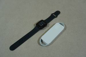 lot 47 image: Apple Watch SE 40mm Smart Watch with GPS