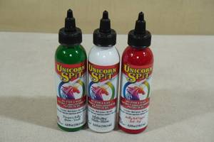 lot 107 image: 3 4fl oz Unicorn Spit Gel Stain & Glaze -Red, White & Green