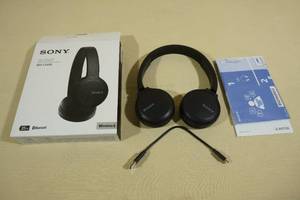 lot 134 image: Sony WH-CH510 Wireless On-Ear Headphones