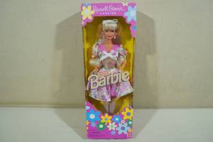 lot 144 image: Vintage Russell Stover Candies Special Edition Barbie