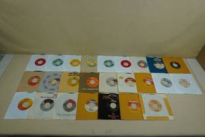 lot 181 image: Assorted 45 Records - Clapton, Dylan, Rolling Stones, Eagles, Police, Foreigner