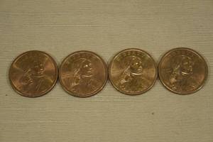 lot 206 image: 4 US Sacagawea Dollar Coins