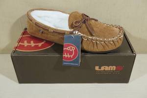 lot 218 image: Lamo Britain Mocassin II Shoes - Womens 10