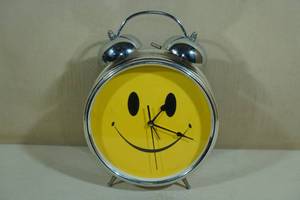 lot 262 image: Large Sterling and Noble Happy Face Alarm Clock - 12 Tall