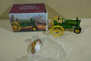 lot 264 image: ERTL Foxfire Farm John Deere Model A Tractor with Figurine