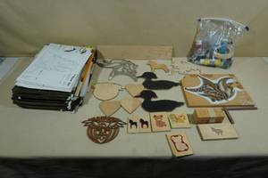 lot 284 image: Assorted Crafting Stencils, Plans, and Supplies