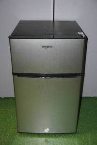lot 311 image: Whirlpool 3.1 cu ft Refrigerator