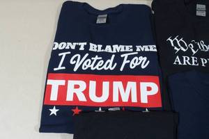 lot 90 image: 5 Novelty Political T-Shirts - Pro-TrumpAnti-Biden - Size Medium