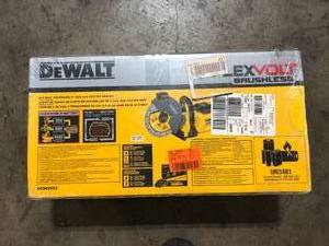 DEWALT FLEXVOLT 60-Volt MAX Cordless Brushless 9 in. Cut-Off Construction Saw with Batteries Customer Returns See Pictures