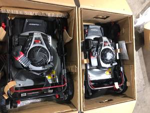 Lot of 2 Murray 21 in. 140 cc Briggs and Stratton Walk Behind Gas Push Lawn Mower with Height Adjustment and Prime N Pull Start   Customer Returns See Pictures