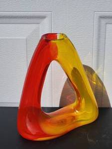 lot 9 image: Glass Blown Triangle Flower Vase Artist Stamp