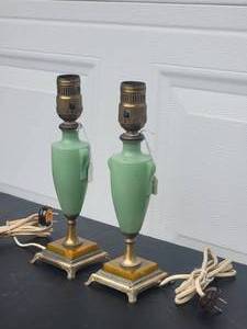 lot 92 image: Art Deco Jade Grean Urn Lamps