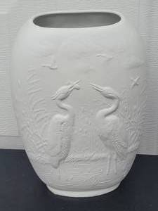 lot 74 image: Royal Kpm Bavarian Porcelain Vase