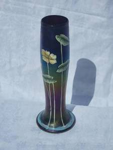 lot 13 image: Fitz Heckert Waterlily Iridescent Vase