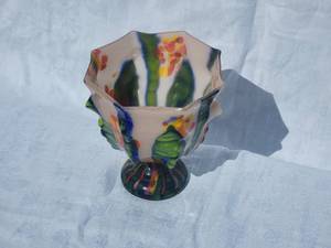 lot 15 image: Vintage Czech Glass Kralik Bambus Knuckle Vase
