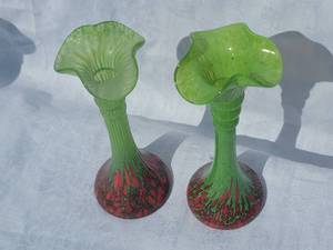 lot 18 image: Emerald Green & Red Czech Fluted Flower Vases