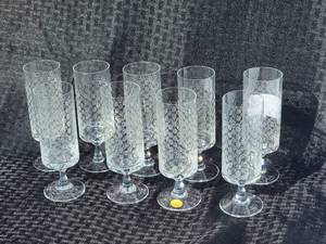 lot 51 image: Rosenthal Studio Line Bjorn Wiinblad Romance Stemware
