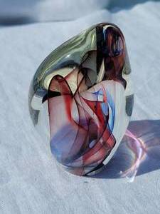 lot 11 image: 1970s Art Glass Sculpture by Peet Robinson