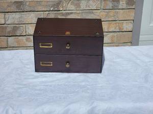 lot 87 image: Watch Maintenance Chest