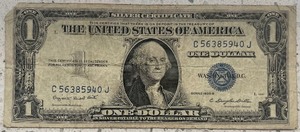lot 43 image: 1935 G $1 Silver Certificate - C56385940J