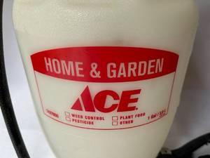 lot 226 image: Ace Home and Garden One Gallon Sprayer