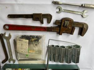 lot 231 image: Metal Tool Box with Assorted Tools