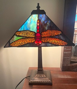 lot 54 image: Dragonfly Motif Stained Glass Table Lamp