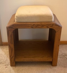 lot 56 image: Vintage Stool  Ottoman