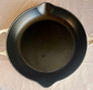 lot 35 image: Le Creuset Skillet
