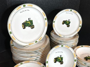 lot 49 image: John Deere Gibson Dish Set