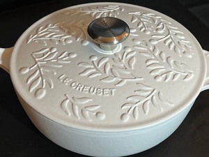 lot 22 image: Le Creuset Olive Branch Collection Saucier in Marseille