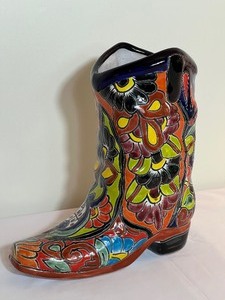 lot 24 image: Mexican Pottery Boot Shaped Vase