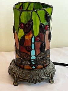 lot 5 image: Petite Colorful Stained Glass Dragonfly Lamp