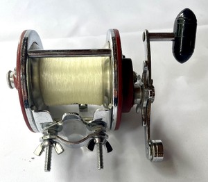 lot 310 image: Penn Peer Fishing Reel