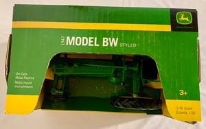 lot 162 image: John Deere Tractor Model BW 1947